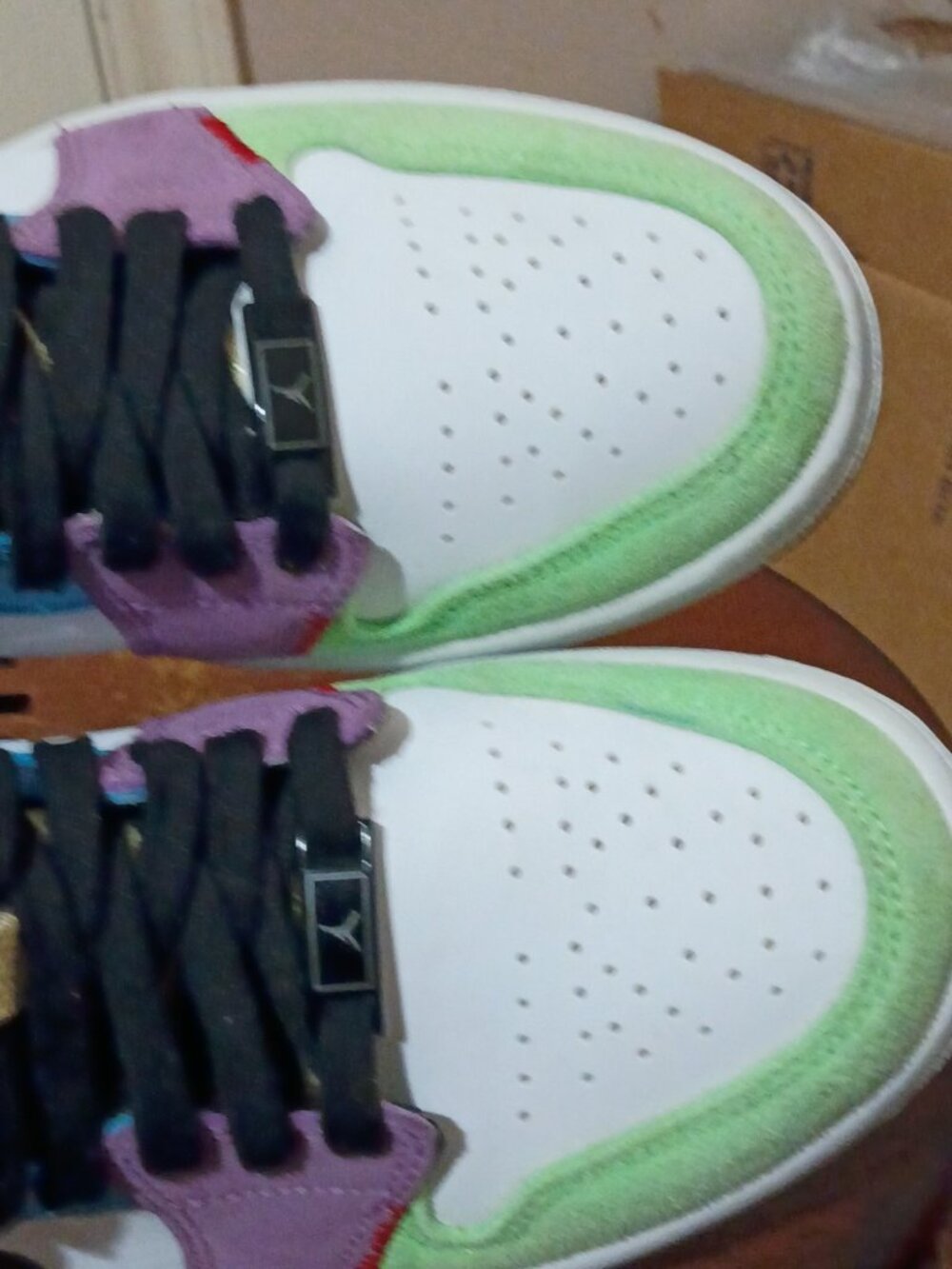 Nike Air Jordan 1 Mid SE Shoes Womens Size 7.5 Lightbulb Multicolor CW1140-100 - Picture 13 of 13